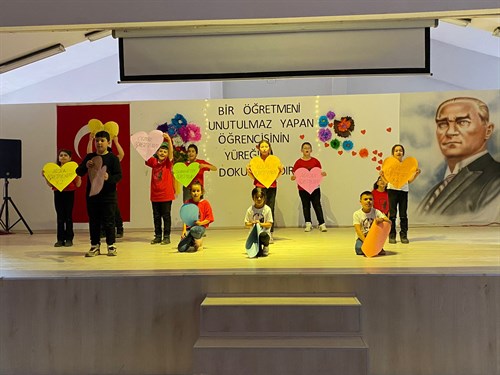 24 KASIM ÖĞRETMENLER GÜNÜ İLÇEMİZDE KUTLANDI.